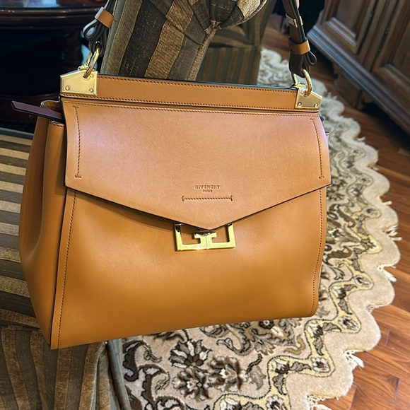 GIVENCHY Mystic Bag - Picture 3 of 16